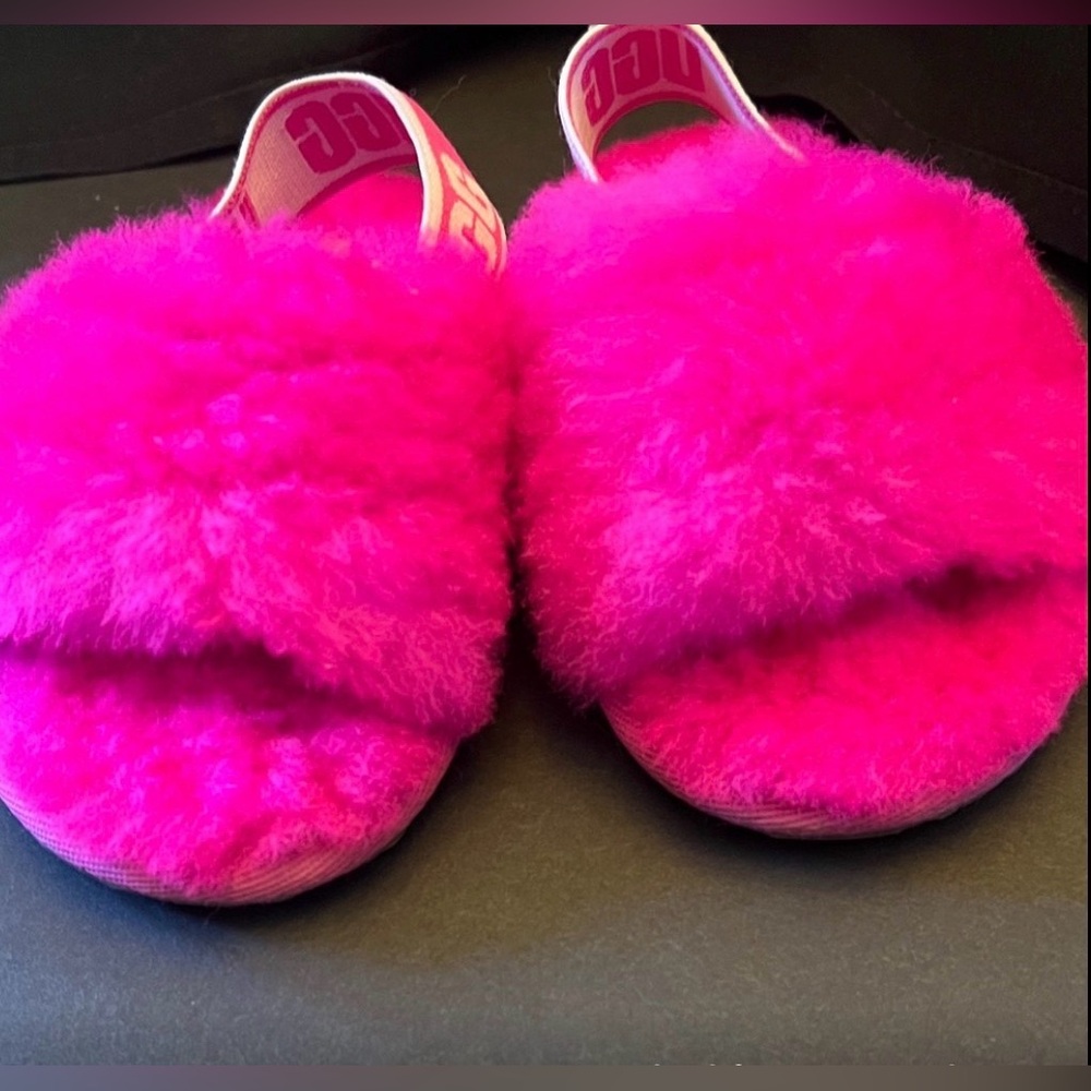 UGG Fluff Yeah Toddler Slippers Size 6 Pink - Picture 6 of 6